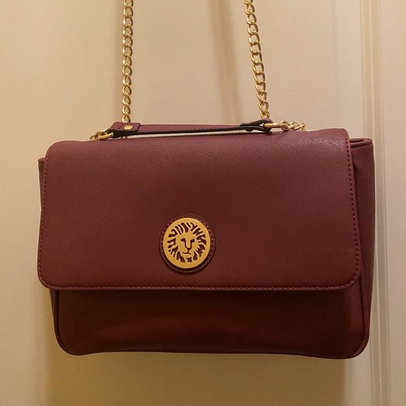 Maroon Bag - Picture 1 of 6